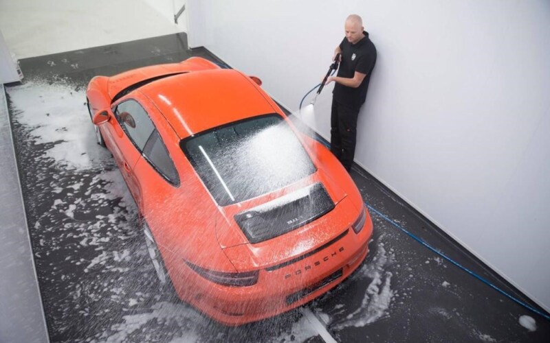 Oranje Porsche