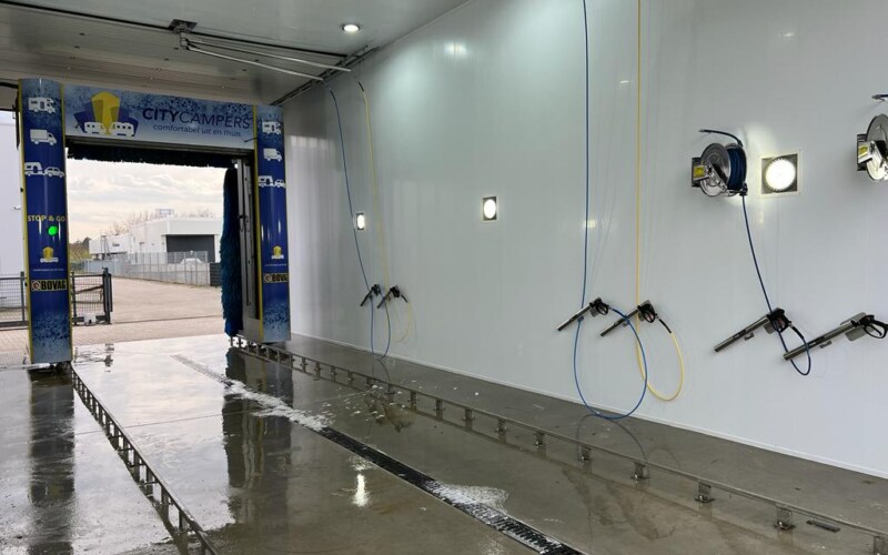 Walls and ceiling car wash
